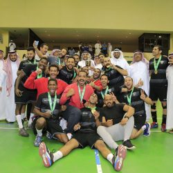 إدارة نادي هجر تكرم أبطال كرة اليد إدارة نادي هجر تكرم أبطال كرة اليد