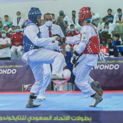 تحت شعار “بيئتنا حياتنا” المسؤولية الاجتماعية بنادي هجر توزع شتلات على منسوبي وزوار النادي تحت شعار “بيئتنا حياتنا” المسؤولية الاجتماعية بنادي هجر توزع شتلات على منسوبي وزوار النادي