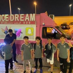 إدارة المسؤولية الاجتماعية تكرم الطلاب المتفوقين