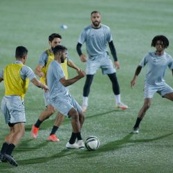 الفريق الأول بنادي هجر يعاود تدريباته اليومية بعد الراحة التي منحها المدرب الفريق الأول بنادي هجر يعاود تدريباته اليومية بعد الراحة التي منحها المدرب