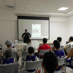 الفريق الأول بنادي هجر يواصل تدريباته على فترتين صباحية ومسائية الفريق الأول بنادي هجر يواصل تدريباته على فترتين صباحية ومسائية