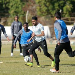 الفريق الأول لكرة القدم بنادي هجر يجري مرانه الرئيسي استعداداً للقاء الفيصلي الفريق الأول لكرة القدم بنادي هجر يجري مرانه الرئيسي استعداداً للقاء الفيصلي