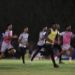 الفريق الأول بنادي هجر يجري مرانه الرئيسي استعداداً للقاء للأهلي الفريق الأول بنادي هجر يجري مرانه الرئيسي استعداداً للقاء للأهلي