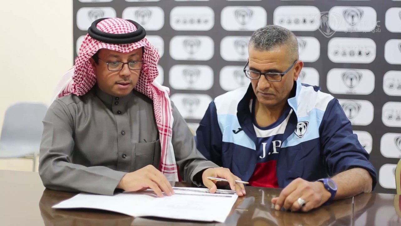 حديث حصري للمدير الفني “جمال بلهادي” بعد توقيعه العقد الرسمي مع نادي هجر