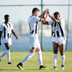 تدريبات صباحية استرجاعية للاعبي هجر والمزيعل يشارك في التدريبات