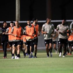 نائب رئيس هجر يجتمع باللاعبين والفريق يبدأ الاستعداد لمباراة الجبلين نائب رئيس هجر يجتمع باللاعبين والفريق يبدأ الاستعداد لمباراة الجبلين