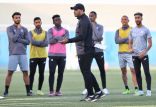 الفريق الأول لكرة القدم بنادي هجر يجري مرانه الرئيسي استعداداً للقاء الفيصلي